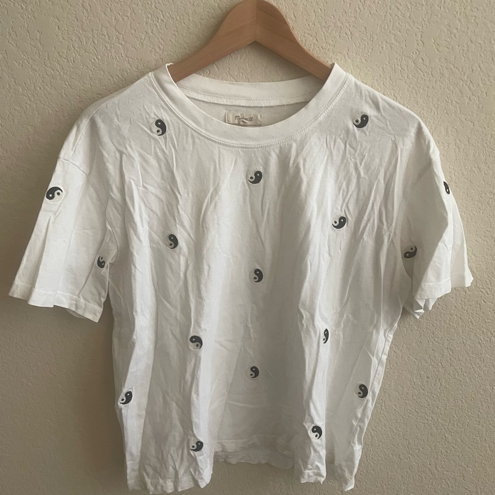 Madewell White Yin Yang Short Sleeve Tee